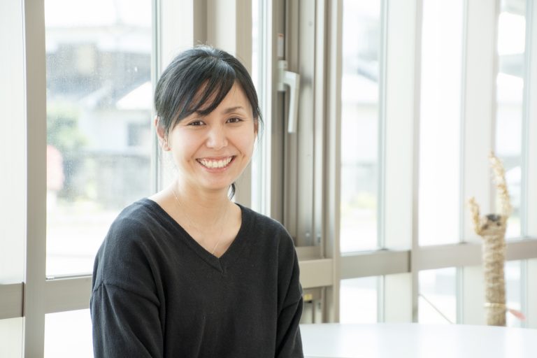 安岡 里恵