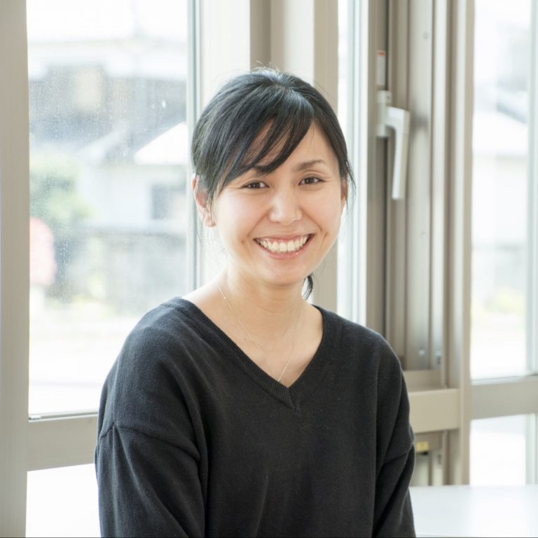 安岡 里恵